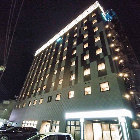 Hotel Livemax Kokura Ekimae Китакушу Екстериор снимка
